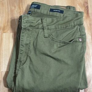 Judy blue, non distressed, skinny style